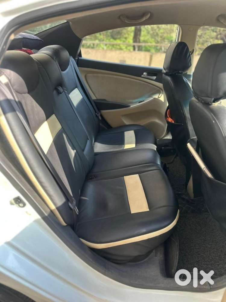 Hyundai Fluidic Verna 2012