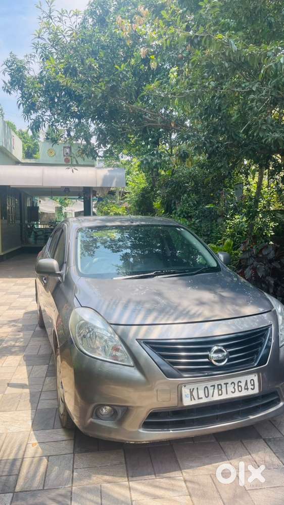 Nissan Sunny Petrol 2012