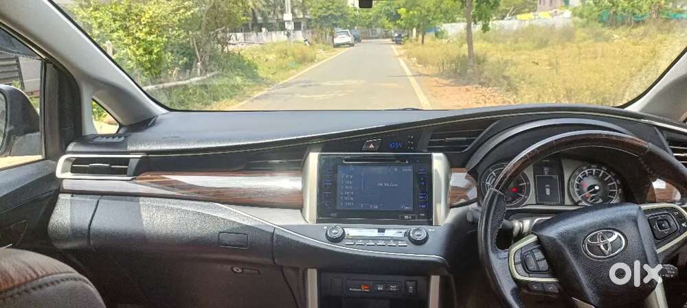 Ts Innova Crysta 2.8 Z Automatic