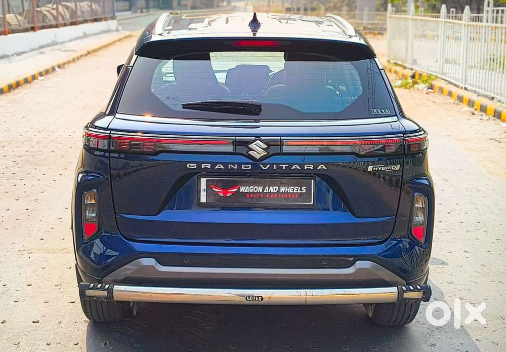 Maruti Suzuki Grand Vitara 1.5 Alpha Plus Intelligent Hybrid Ecvt, 2..