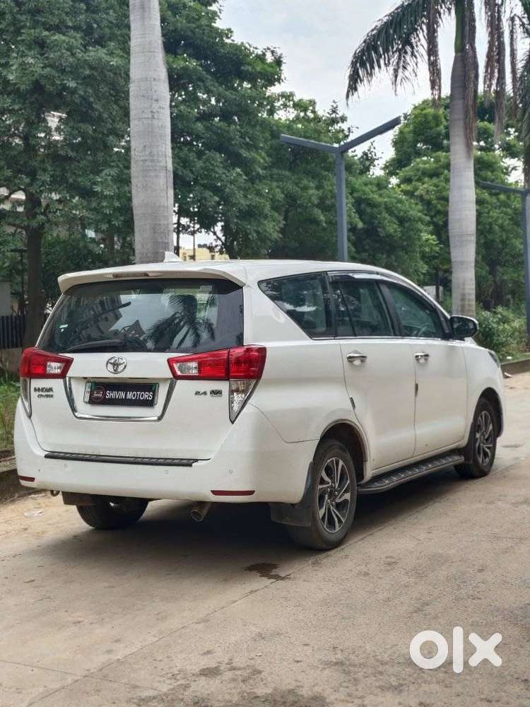 Toyota Innova Crysta 2.4 V, 2023, Diesel
