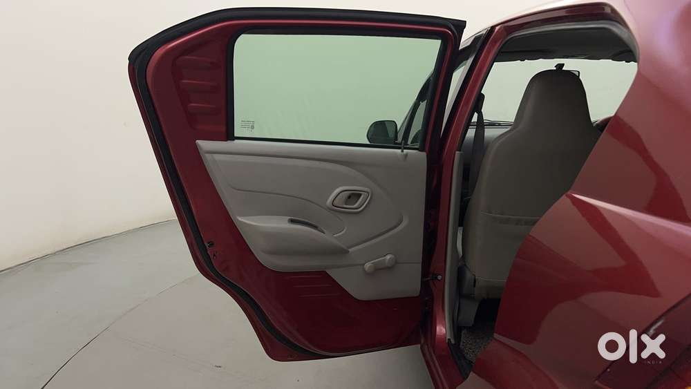 Datsun Redigo T Option, 2017, Petrol