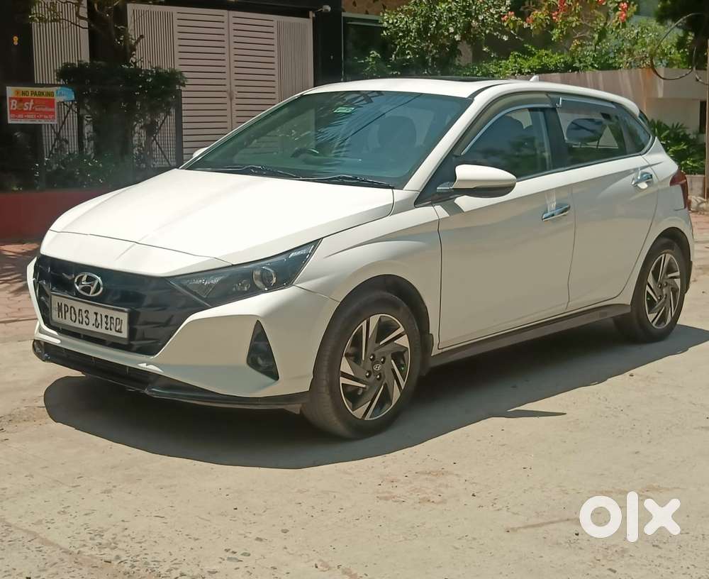 Hyundai I20 Asta (o) 1.2 Mt, 2023, Petrol