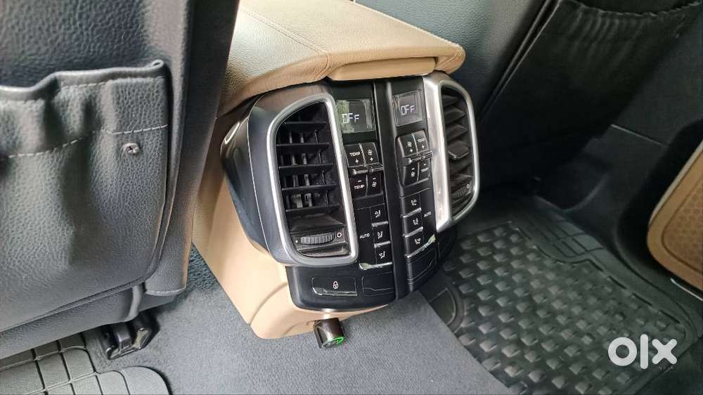 Porsche Cayenne 2016 Diesel Well Maintained