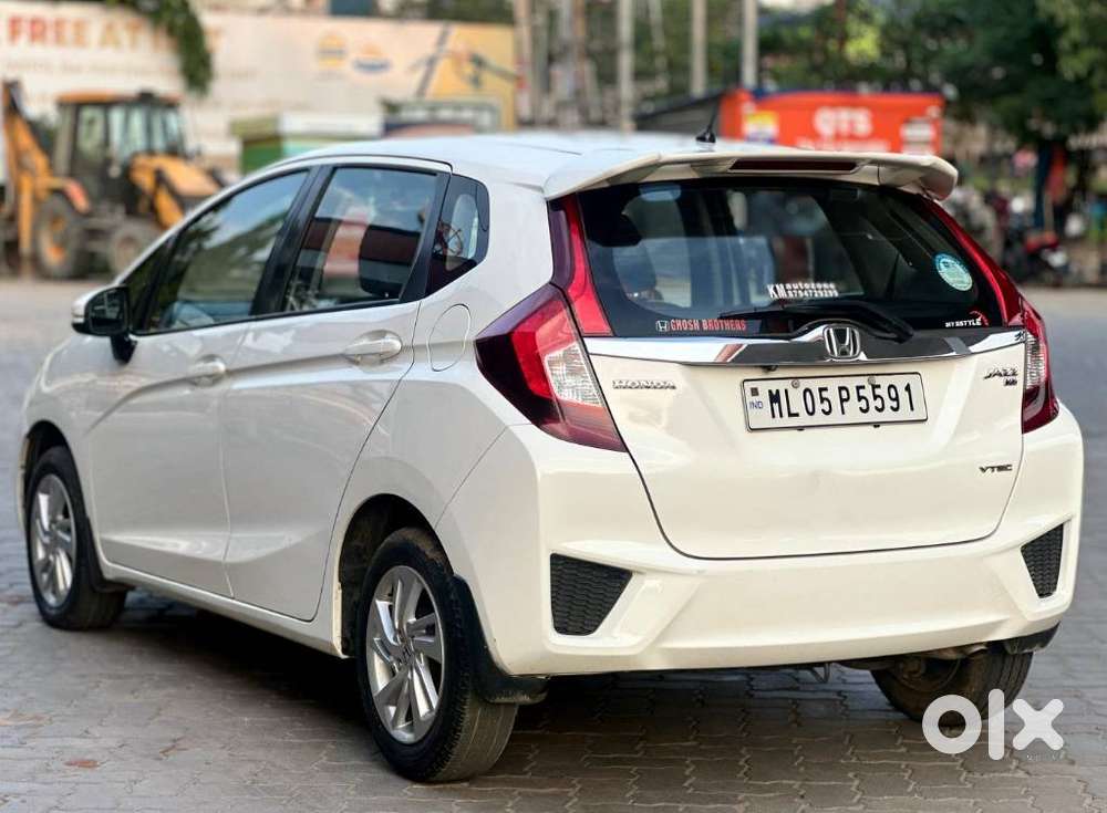 Honda Jazz 1.2 V I Vtec Privilege, 2016, Petrol