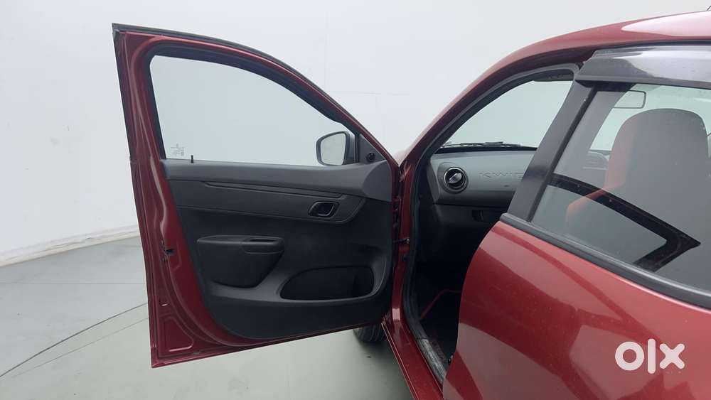 Renault Kwid 2019-ongoing 1.0 Rxt Amt (o), 2020, Petrol