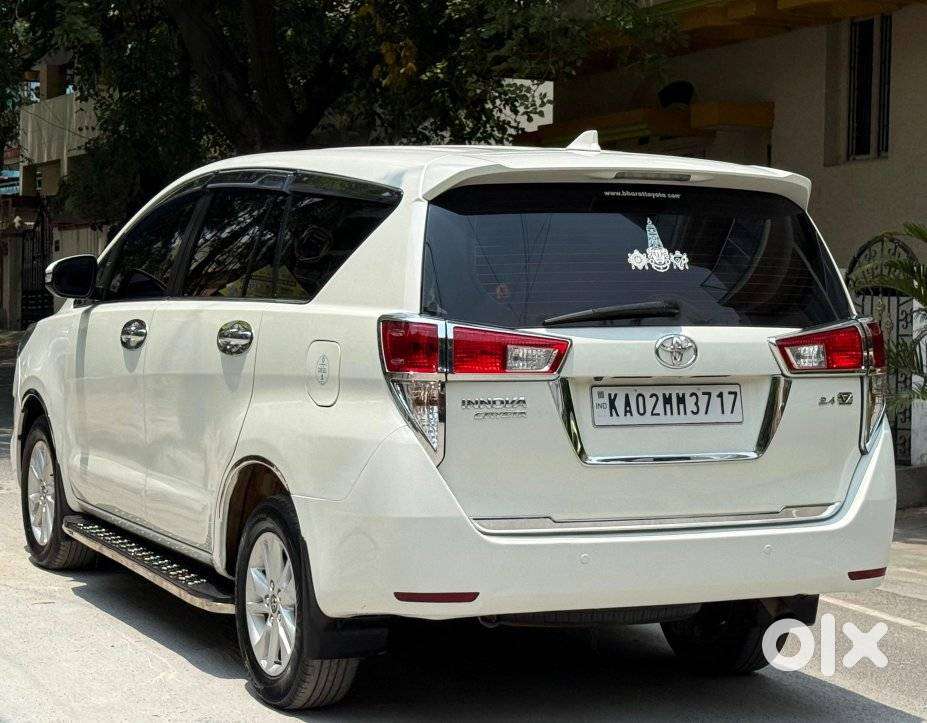 Toyota Innova Crysta 2.4 V, 2017, Diesel