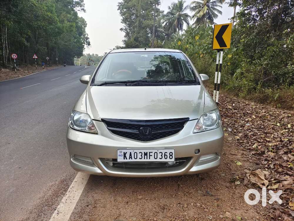 Honda City Zx 2006 Petrol Well Maintained
