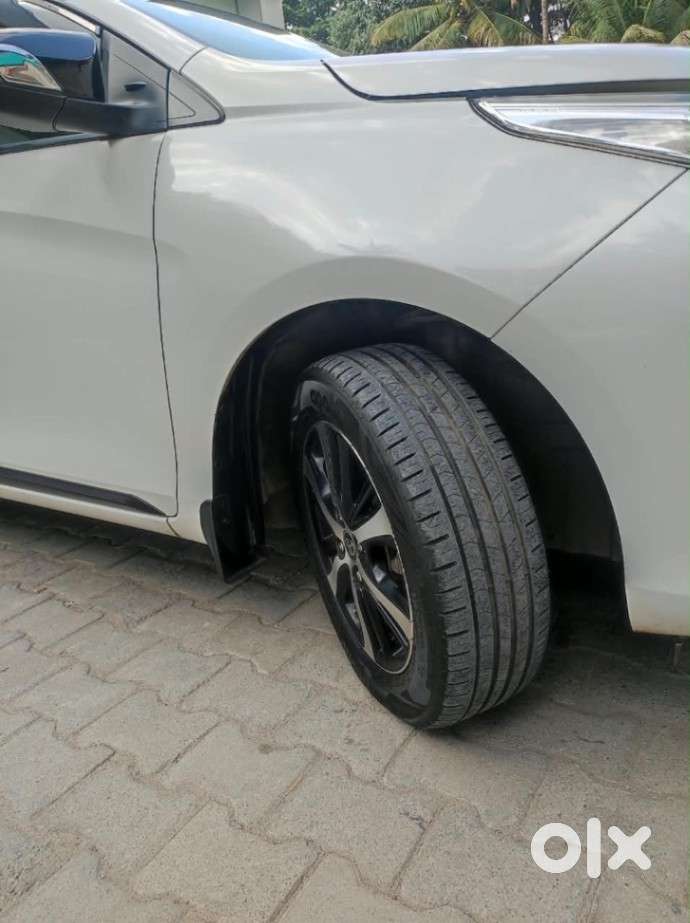 Toyota Yaris Ativ Vx Cvt, 2021, Petrol