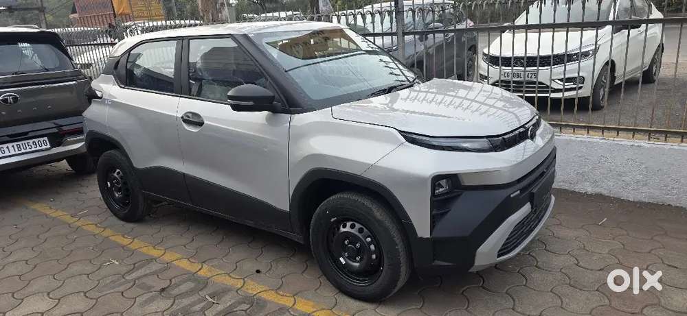 Tata Punch 2026 Cng & Hybrids 2200 Km Driven