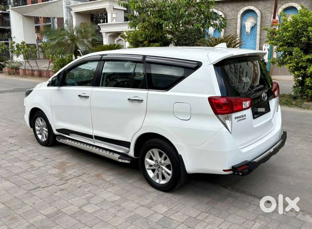 Toyota Innova Crysta 2.4 G Mt, 2019, Diesel