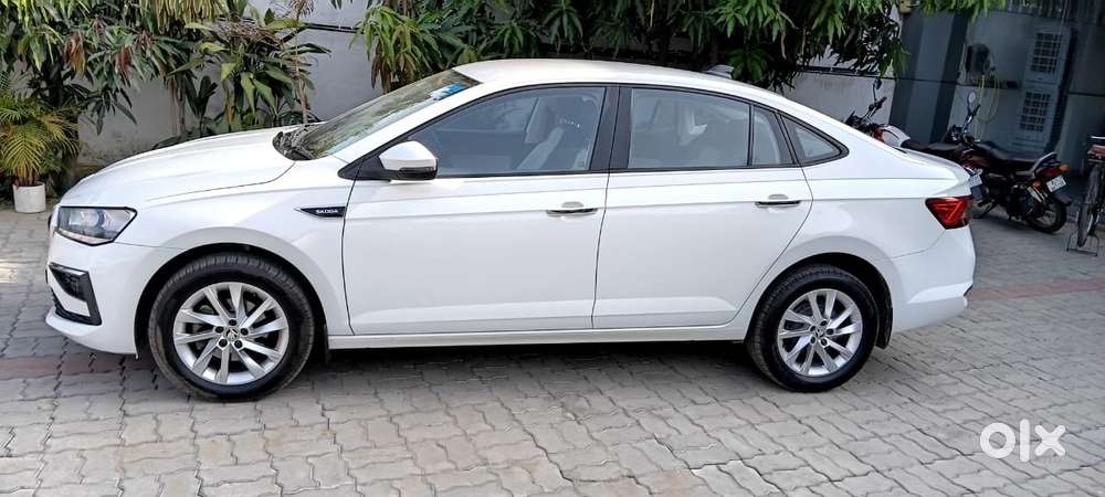 Skoda Slavia 1.0 Ambition Tsi, 2022, Petrol