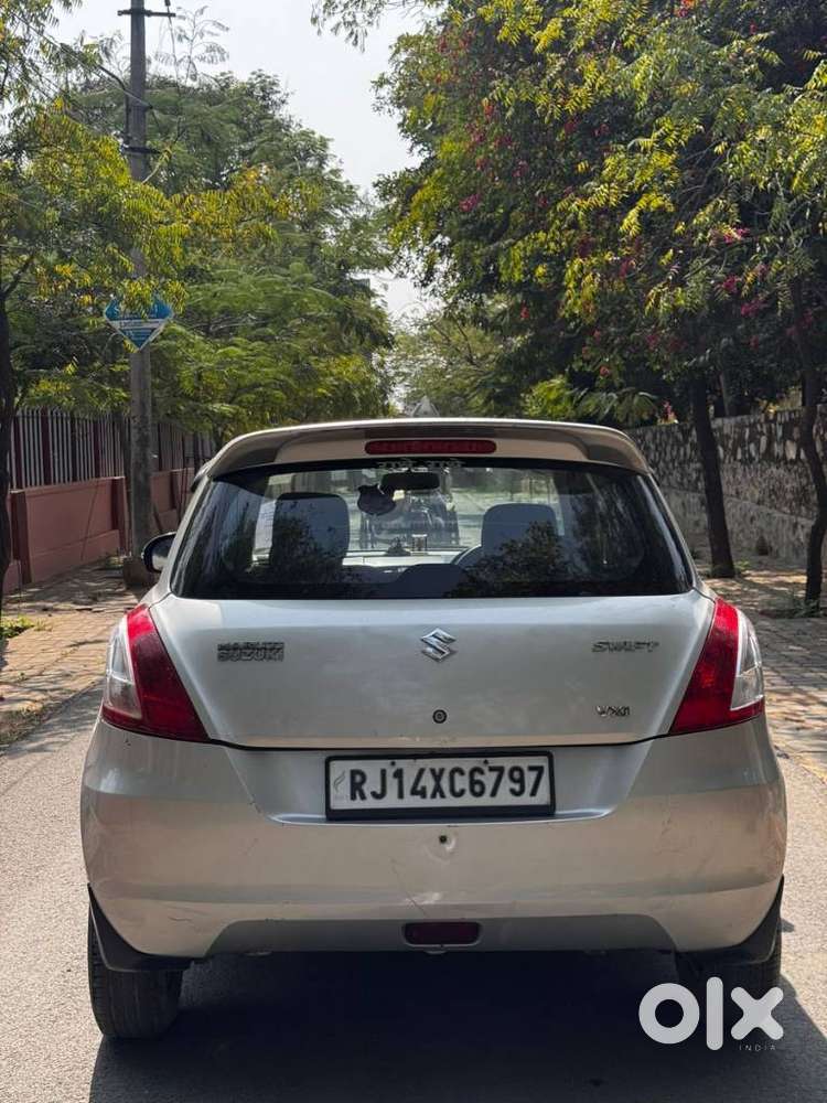 Maruti Suzuki Swift Vxi Optional, 2017, Petrol
