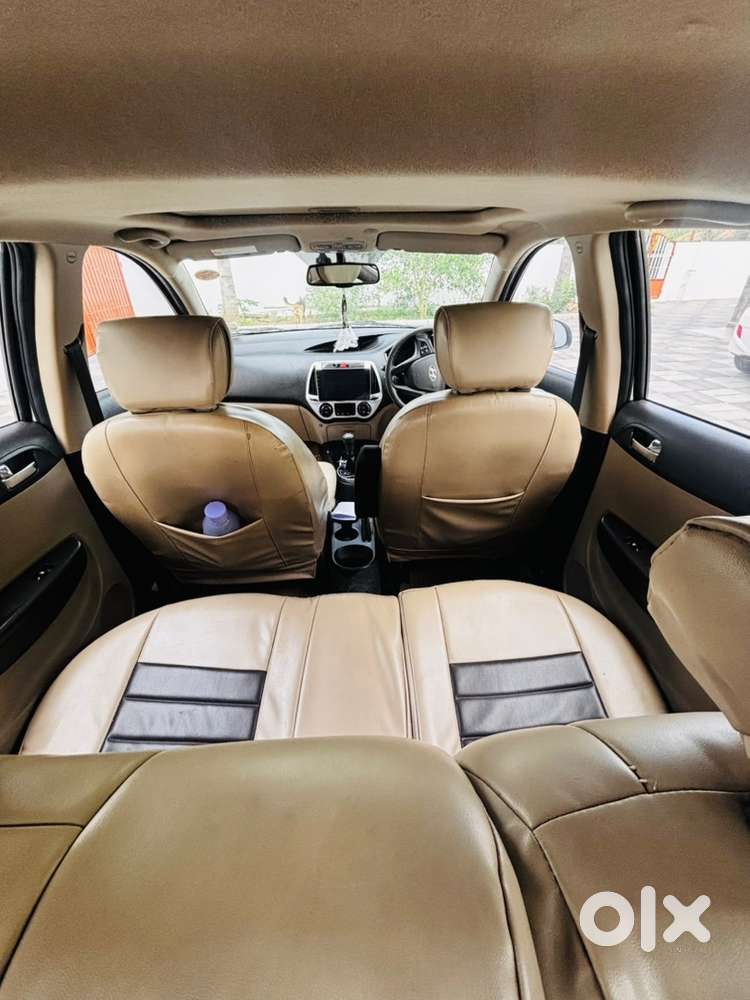 Hyundai I20 Petrol Manual 2013