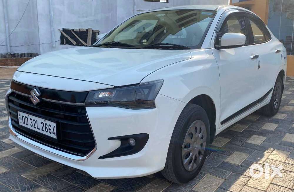 Maruti Suzuki Dzire 1.2 Vxi, 2025, Petrol