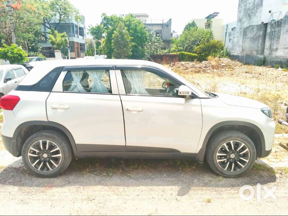 Maruti Brezza Lxi 2021