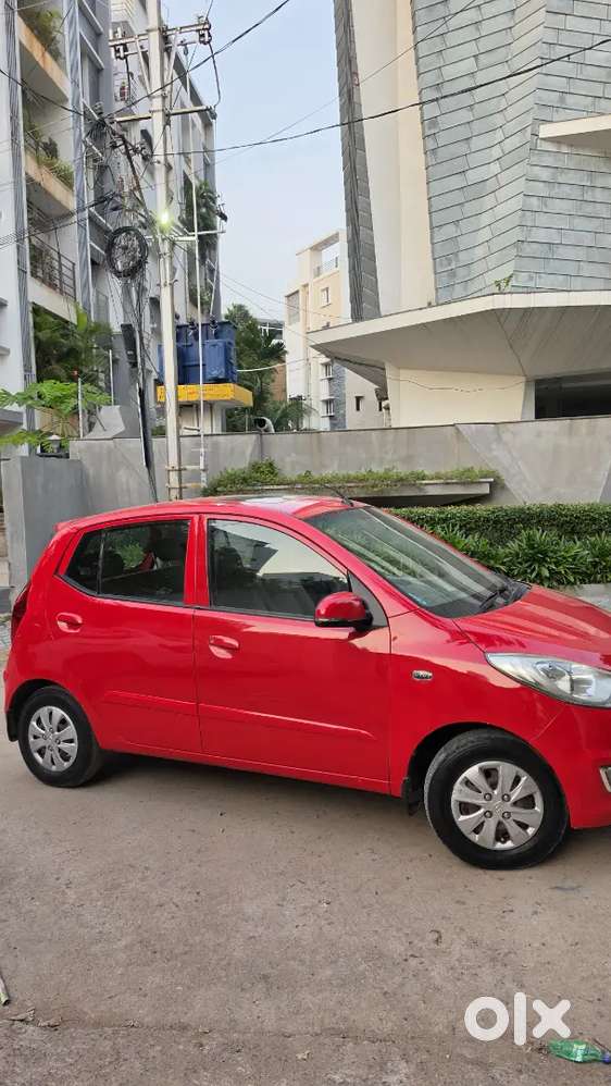 Hyundai I10 Asta 2012 Automatic With Sunroof