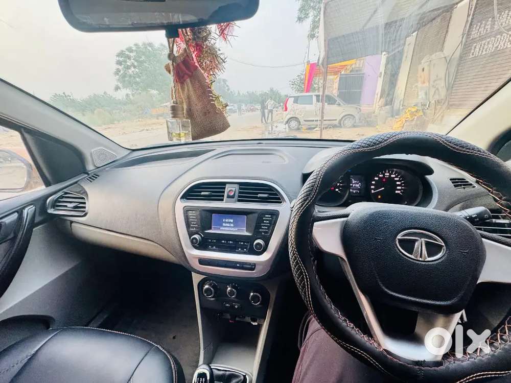 Tata Tiago 1.2 Xt 2017 Car