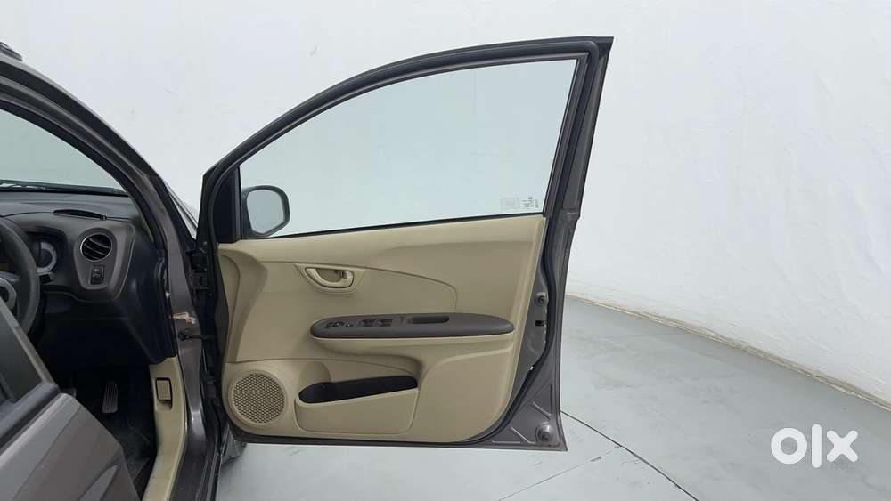 Honda Brio S Mt, 2013, Petrol