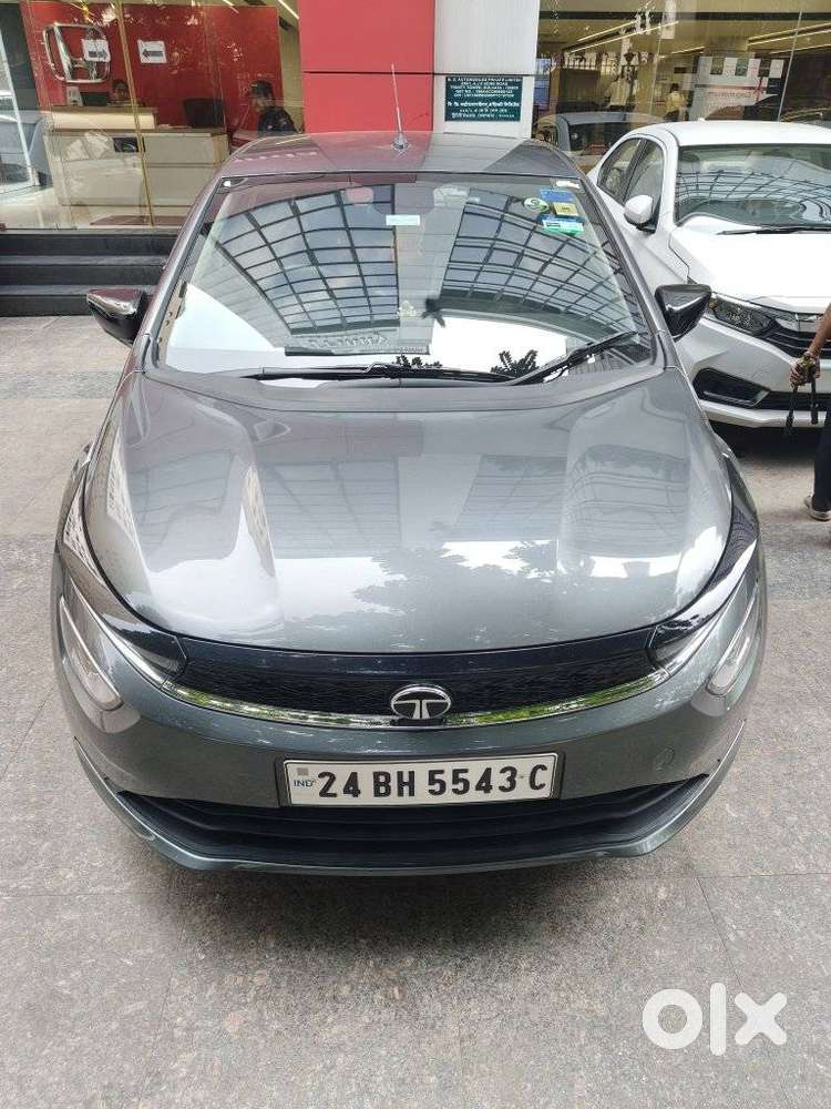 Tata Altroz 1.2 Xt, 2024, Petrol