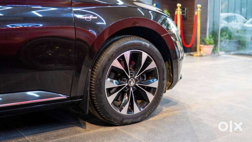 Skoda Superb 2.0 L&k Tsi At, 2021, Petrol