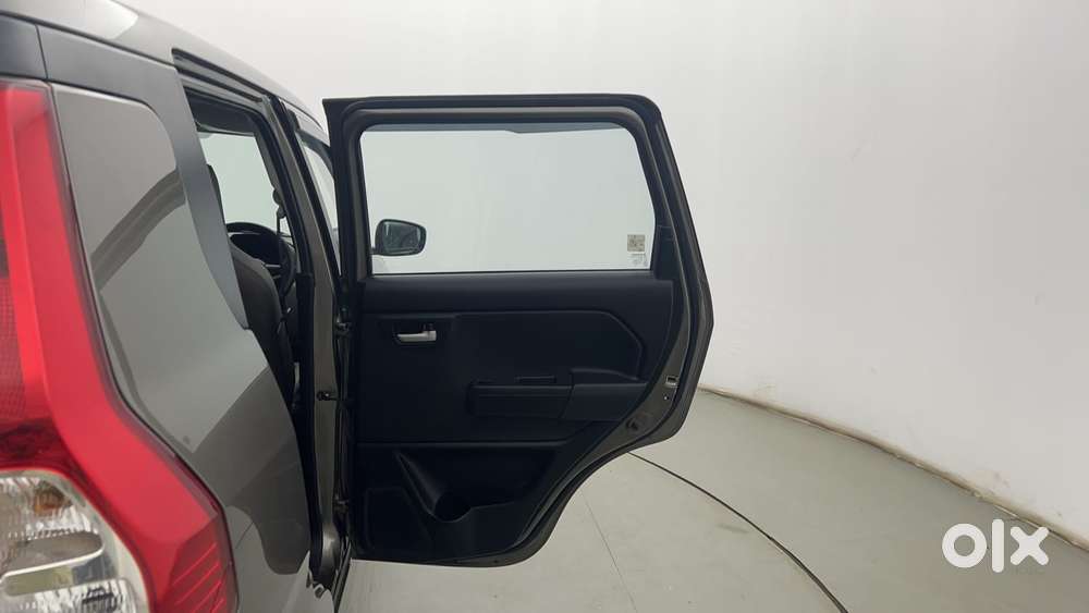 Maruti Suzuki Wagon R 1.2 Zxi Ags, 2022, Petrol