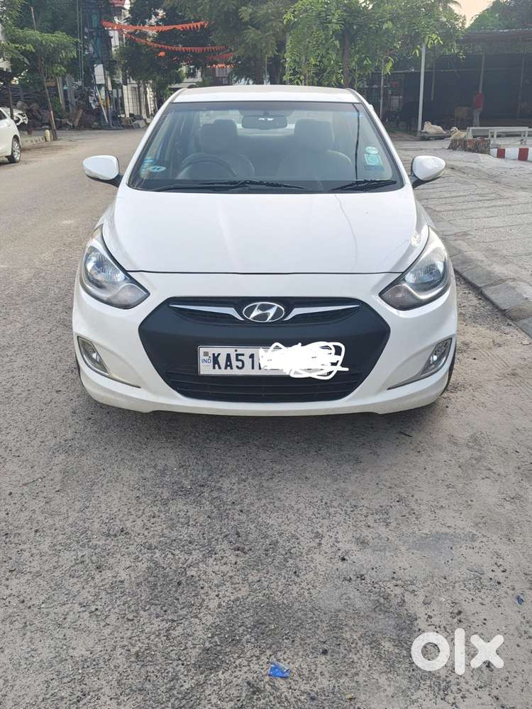 Hyundai Verna Petrol 2013