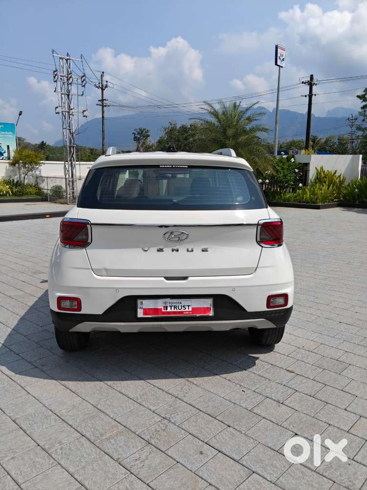 Hyundai Venue S 1.2 Petrol, 2020, Petrol