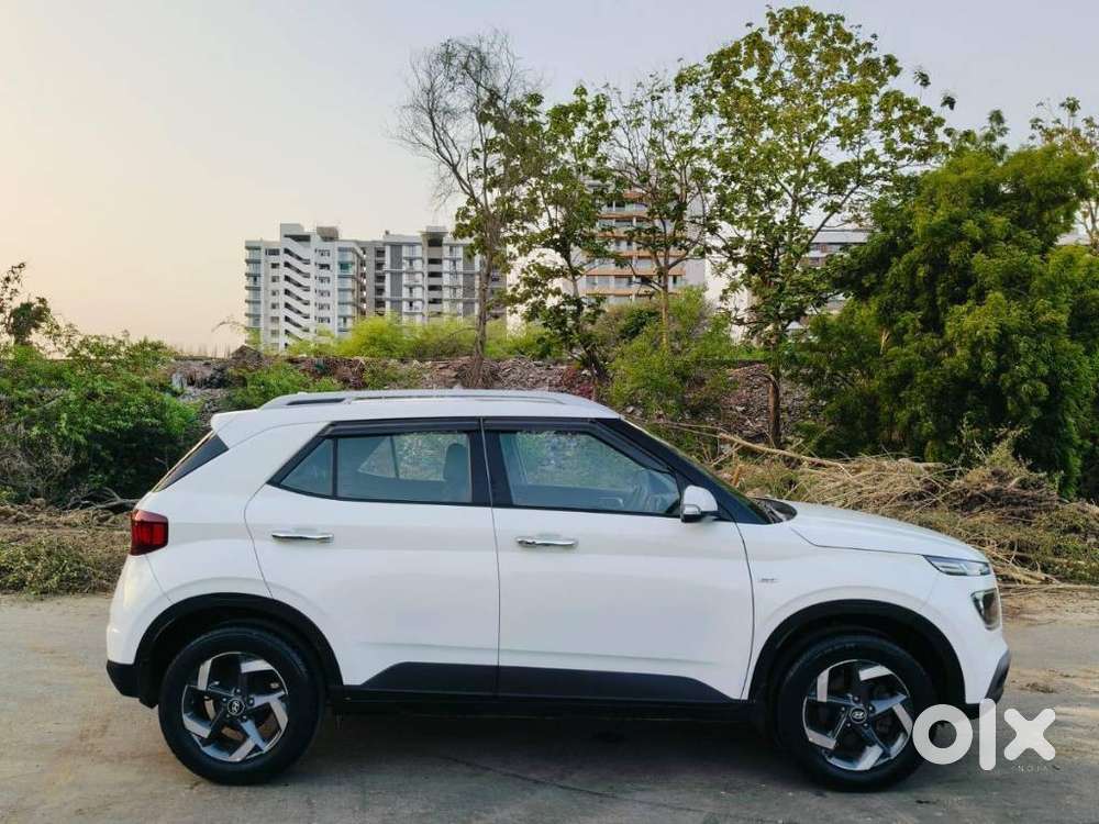 Hyundai Venue Sx Plus Turbo Dct, 2019, Petrol