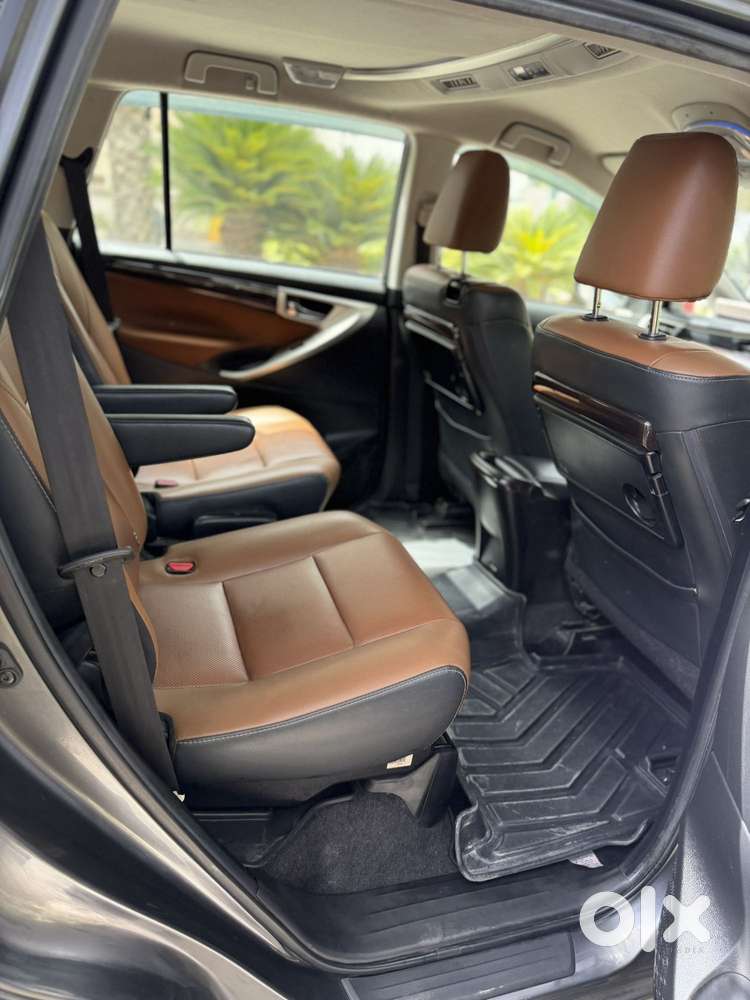 Toyota Innova Crysta [2020-ongoing] 2.4 Zx 7 Str, 2021, Diesel