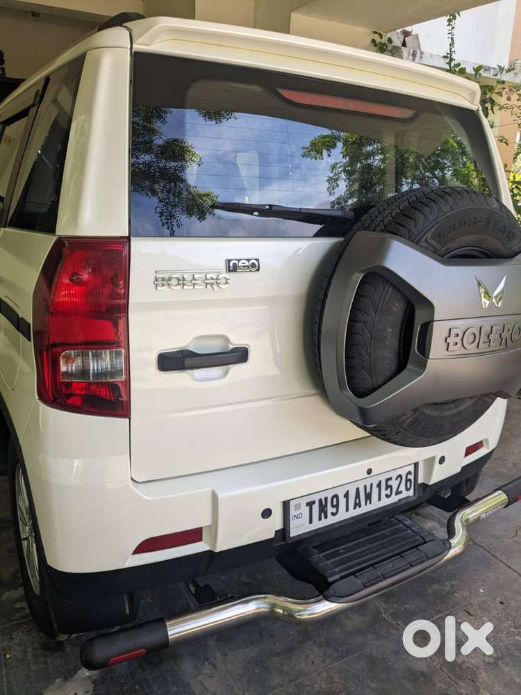 Bolero Neo - N10-top Model: Ist Owner: Kms Covered:12,000: White Color