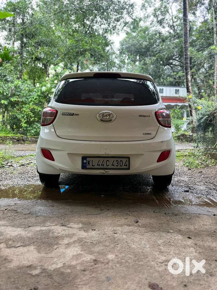 Hyundai Grand I10 2014 Diesel 110000 Km Driven