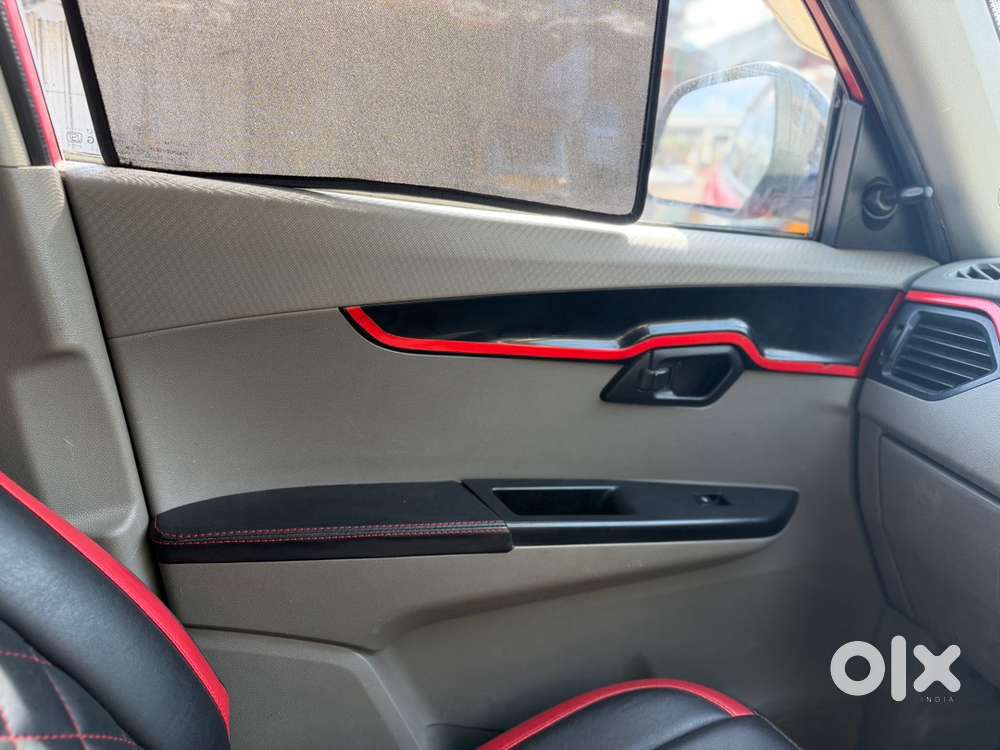 Mahindra Kuv 100 D75 2017