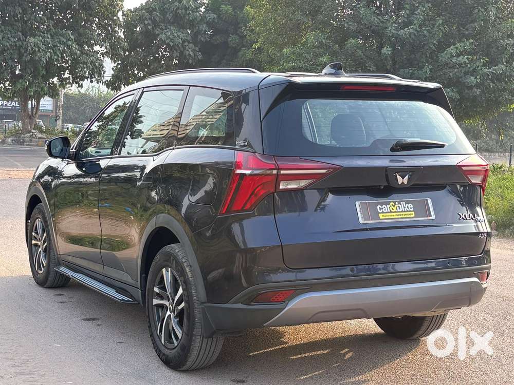 Mahindra Xuv700 2.0 Ax 5 Petrol At Str, 2023, Petrol