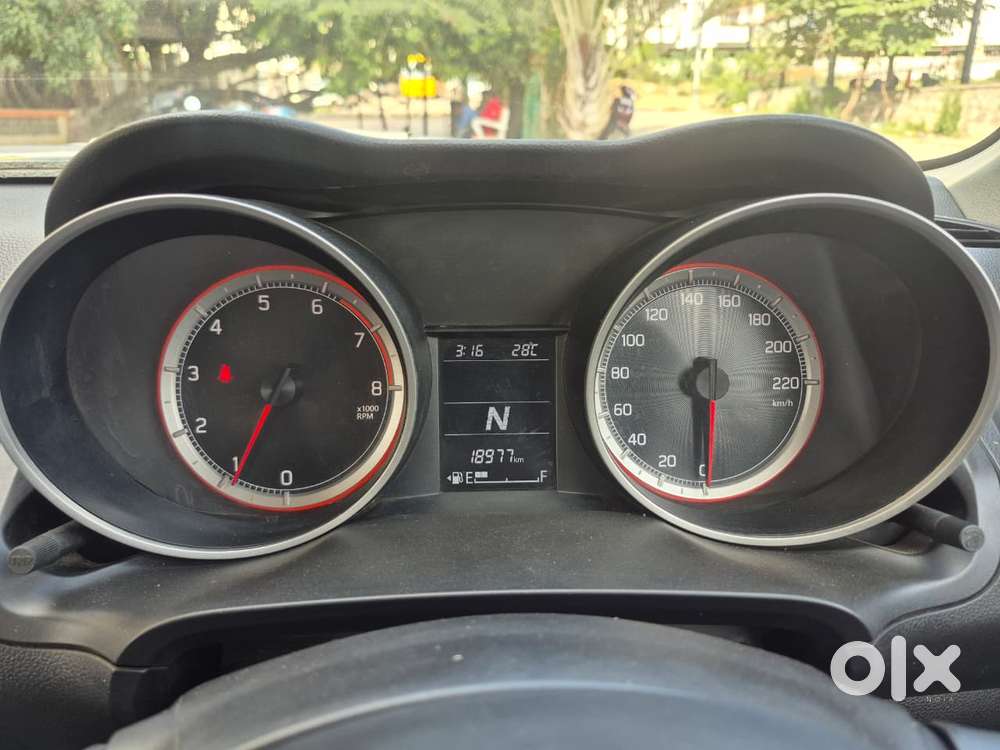 Maruti Suzuki Swift Vxi Ags, 2023, Petrol