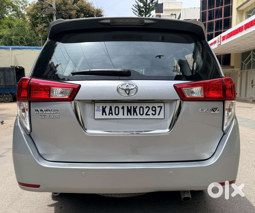 Toyota Innova Crysta 2.4 V 7 STR, 2017, Diesel
