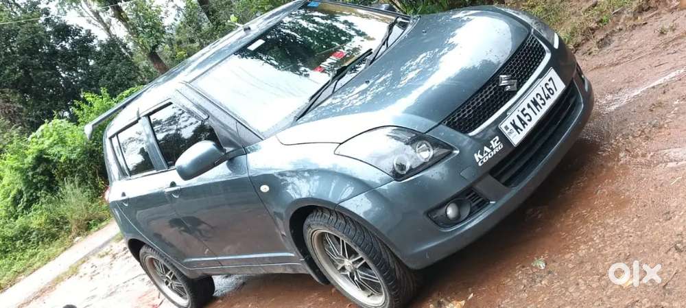 Maruti Suzuki Swift 2004 Petrol 90000 Km Driven