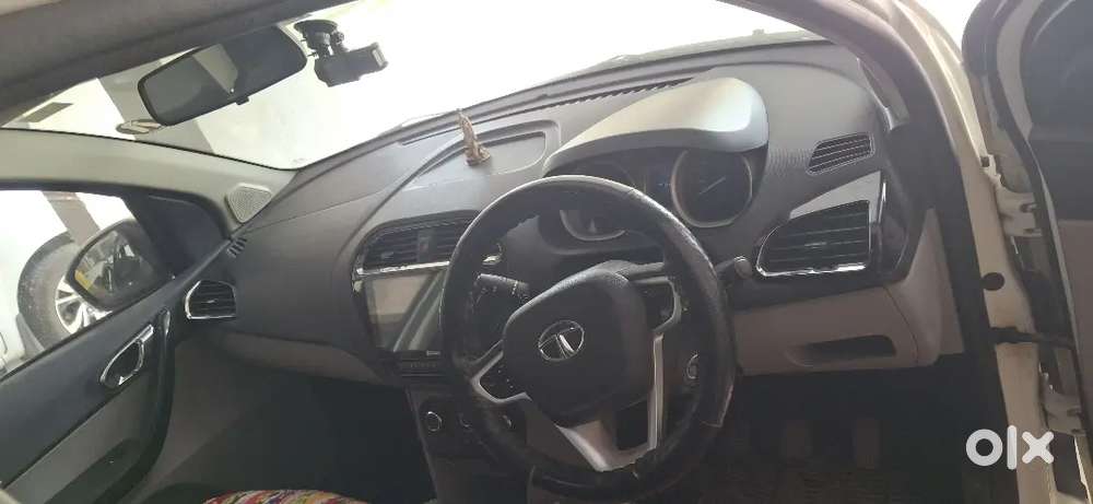 Tata Tiago Revotron 2017