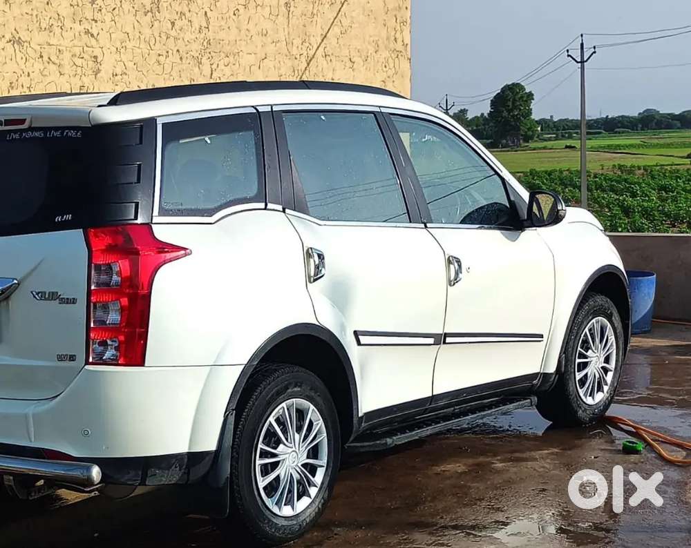 Mahindra Xuv500 2016