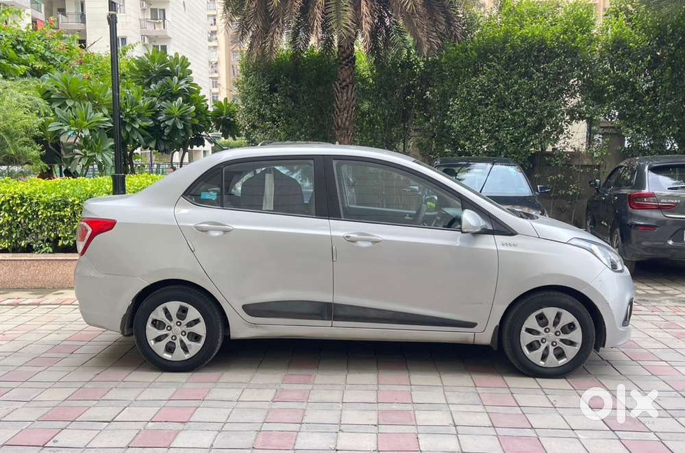 Hyundai Xcent 2015 Petrol 70000 Km Driven
