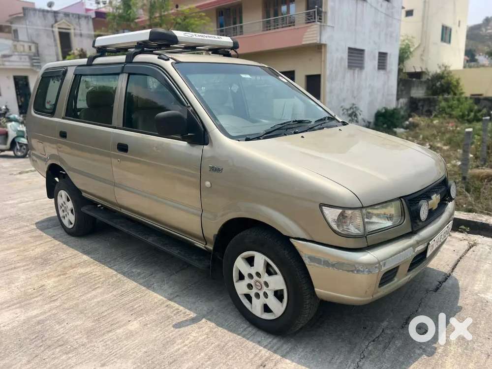 Chevrolet Tavera 2011 Diesel 122000 Km Driven