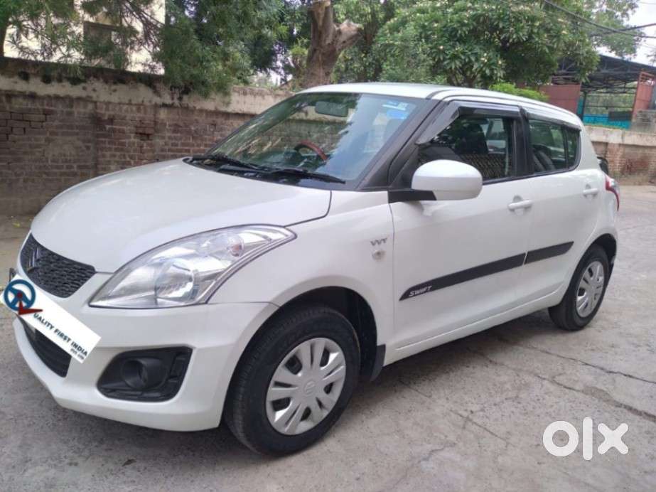 Maruti Suzuki Swift Vxi 1.2 Abs Bs-iv, 2016, Petrol