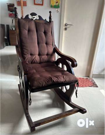 Stylish chair online