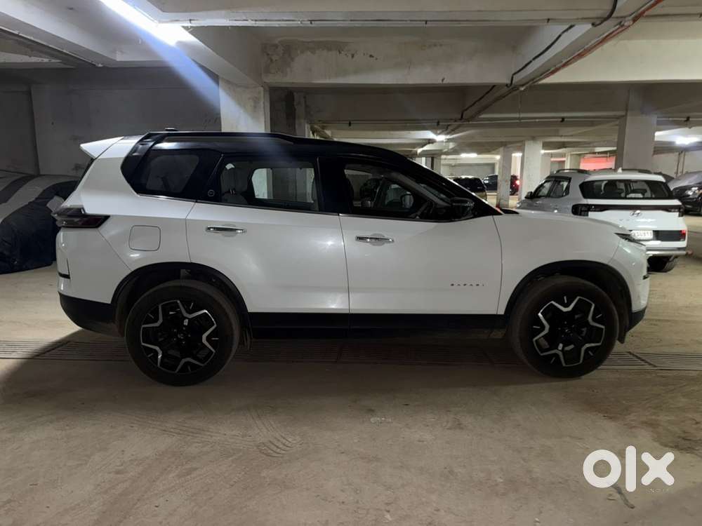 Tata Safari 2.0 Accomplished+