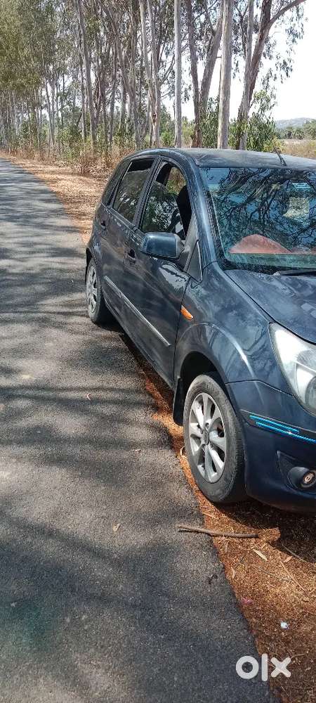 Ford Figo 2011 Petrol 107197 Km Driven