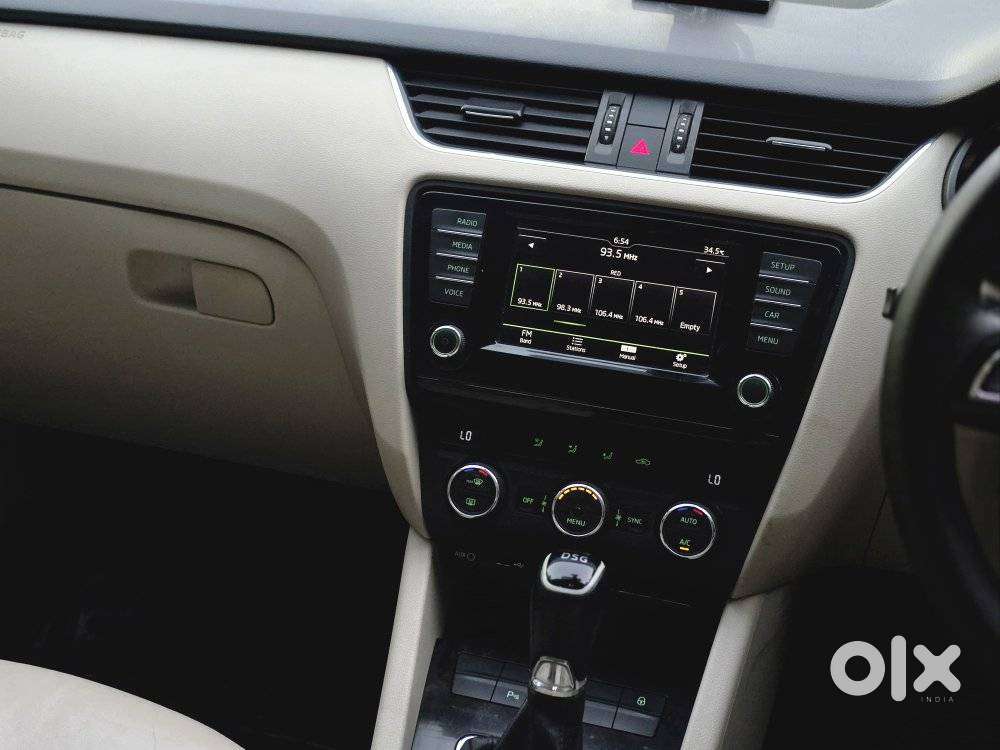 Skoda Octavia 1.8 Elegance Tsi At, 2016, Petrol