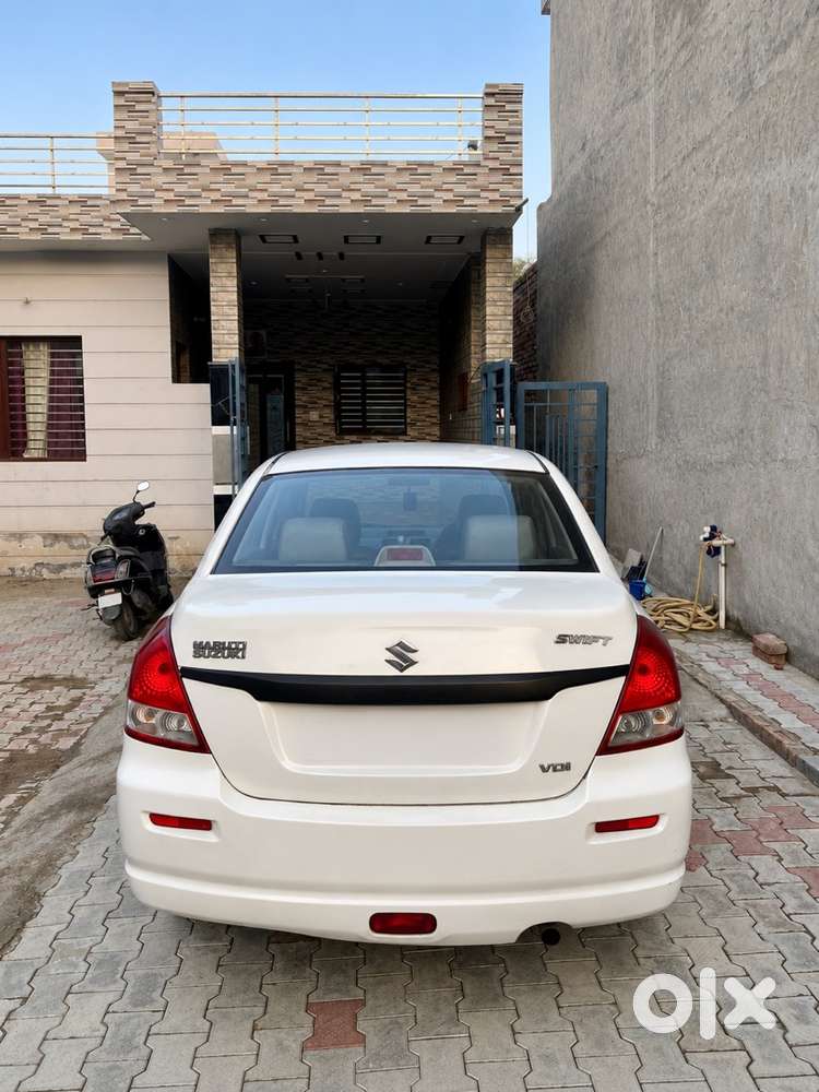 Swift Dzire (diesel) 2011