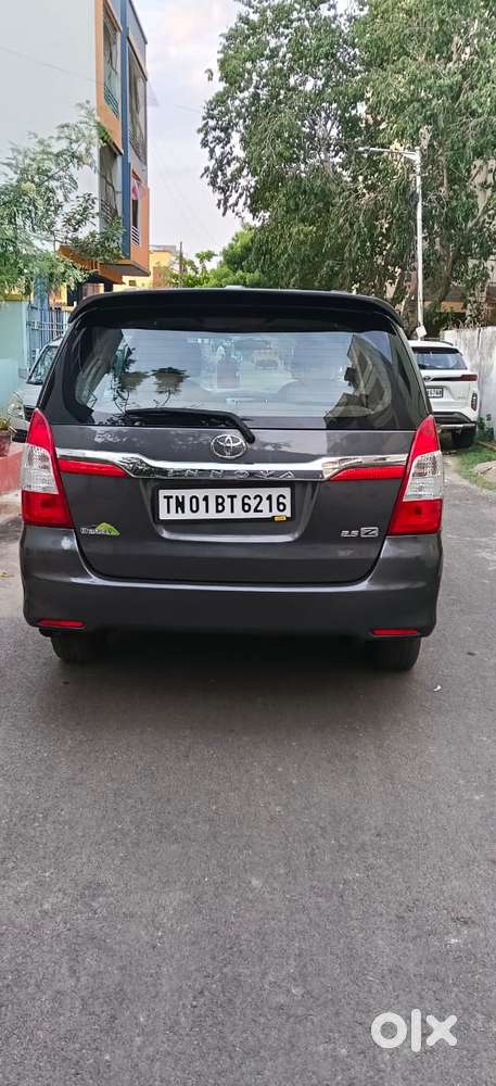 Toyota Innova 2.5 Zx 7 Str Bs-iv, 2015, Diesel