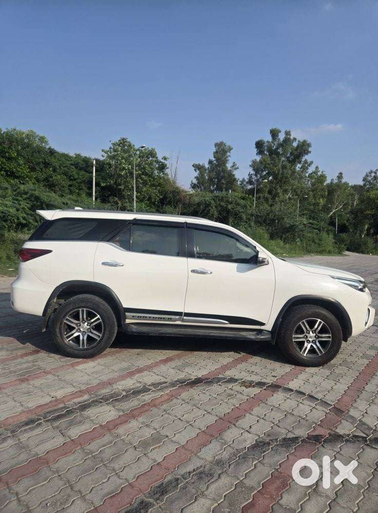 Toyota Fortuner 3.0 4x2 Automatic, 2019, Diesel
