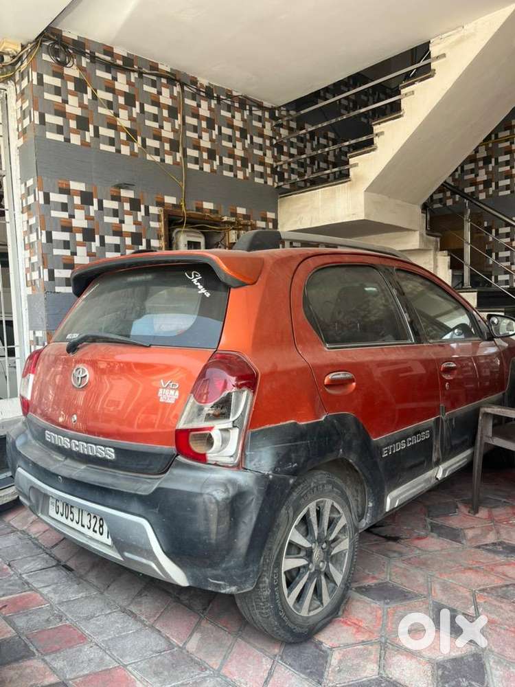 Toyota Etios Cross 2015 Diesel Well Maintained